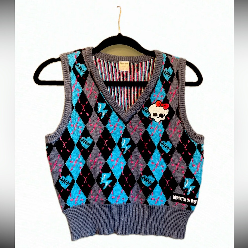 NWT Monster High Adult Alumni Sweater
Vest